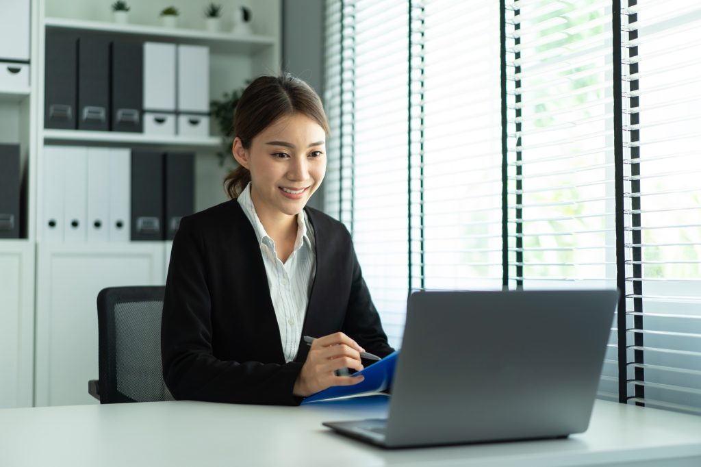 Video call with hr manager for job interview.