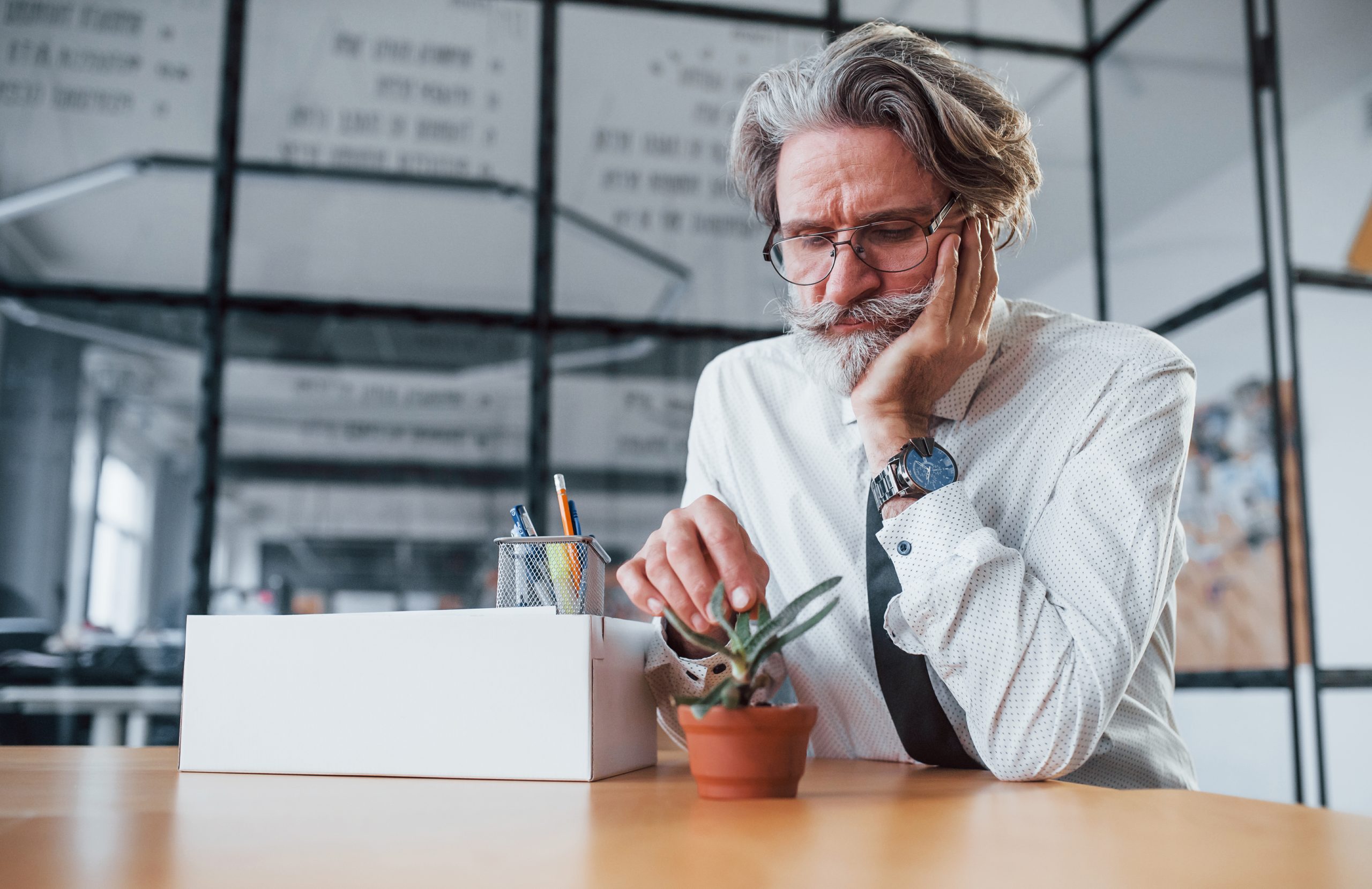 How to Scale a Business Without Losing Your Mind (Or Your Life)