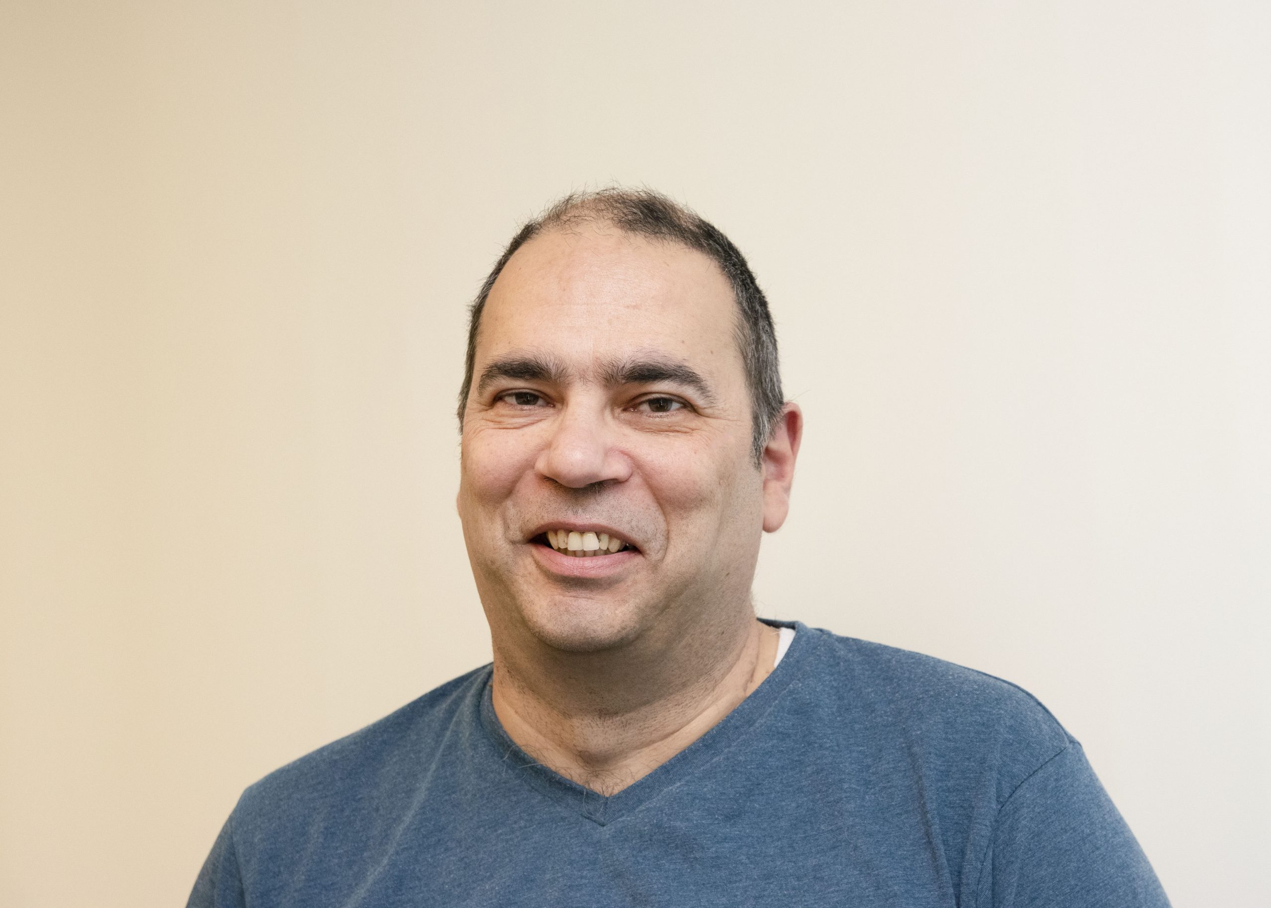 Daniel Alfon, LinkedIn expert who teaches how to network on LinkedIn for business growth